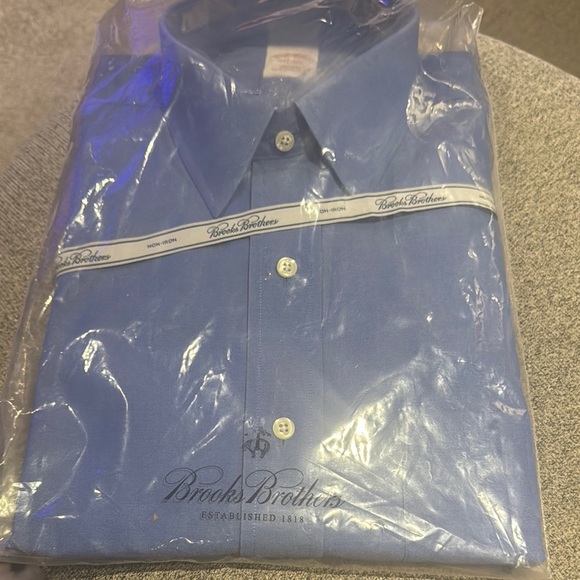 Brooks Brothers Blue Men's Shirt. Brand New with tags in the original packaging - Picture 2 of 7
